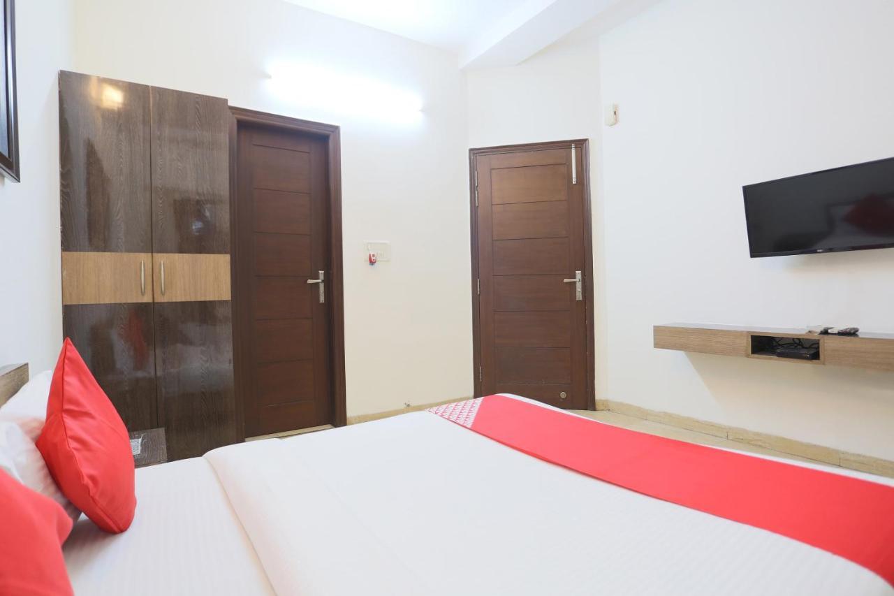 Vrindāvan Oyo 72519 Meera Bhawan酒店 外观 照片